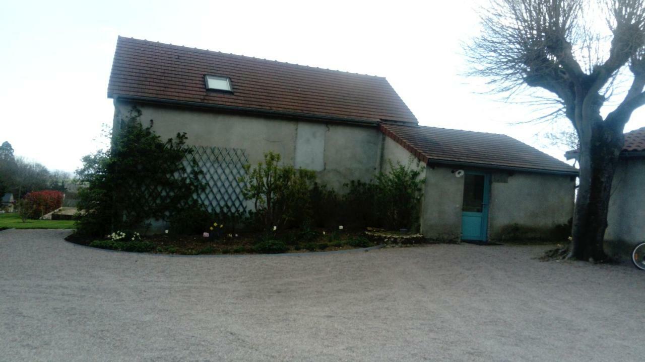 Gite De La Roseraie Louchy-Montfand Exterior photo